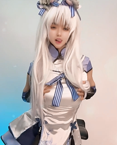 东雪莲COS诱惑舞蹈