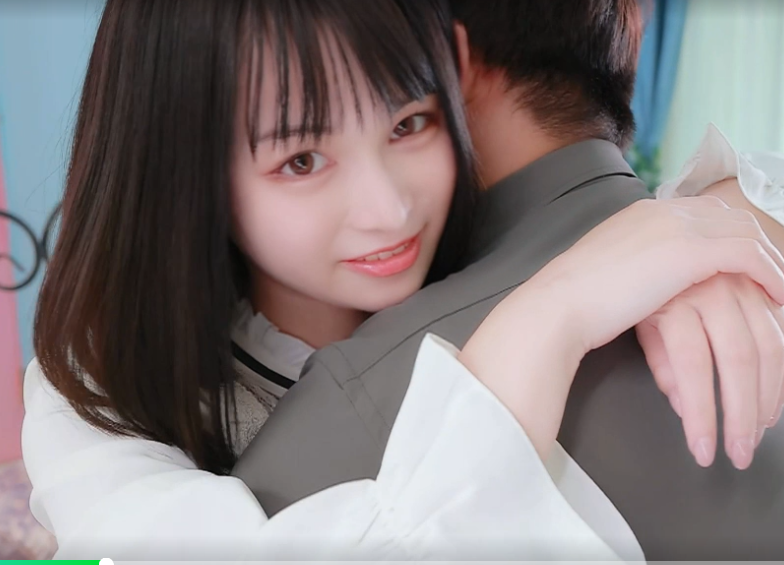 童颜巨乳萝莉，身材杠杠的
