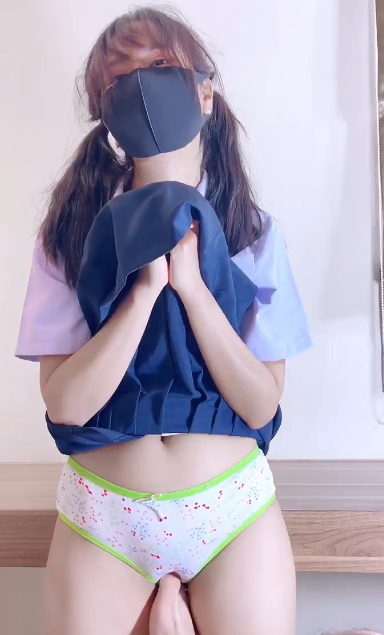 超骚轻熟女-badteacher-fansly啪啪小合集（3V,617M）