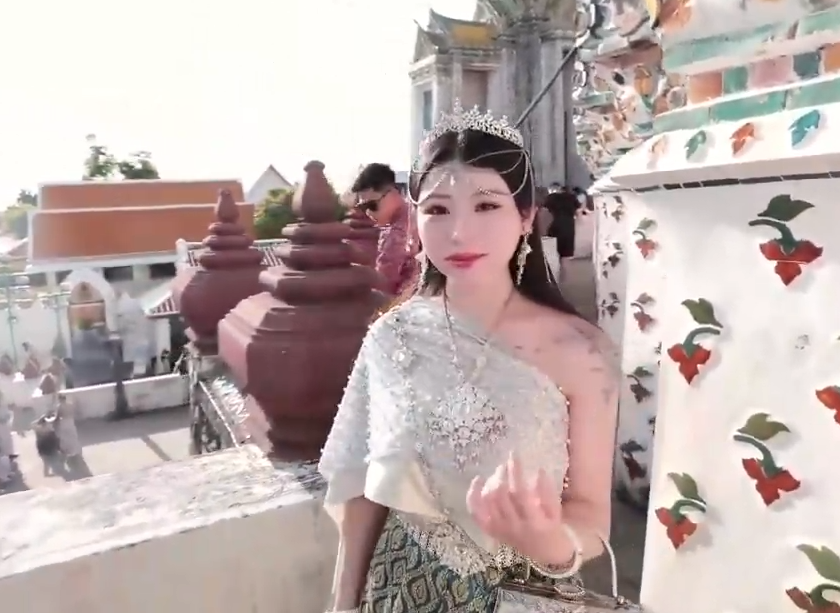 台湾甜妹-艾瑪Emma-新 雪白巨乳泰国性爱旅游（1V,206M）