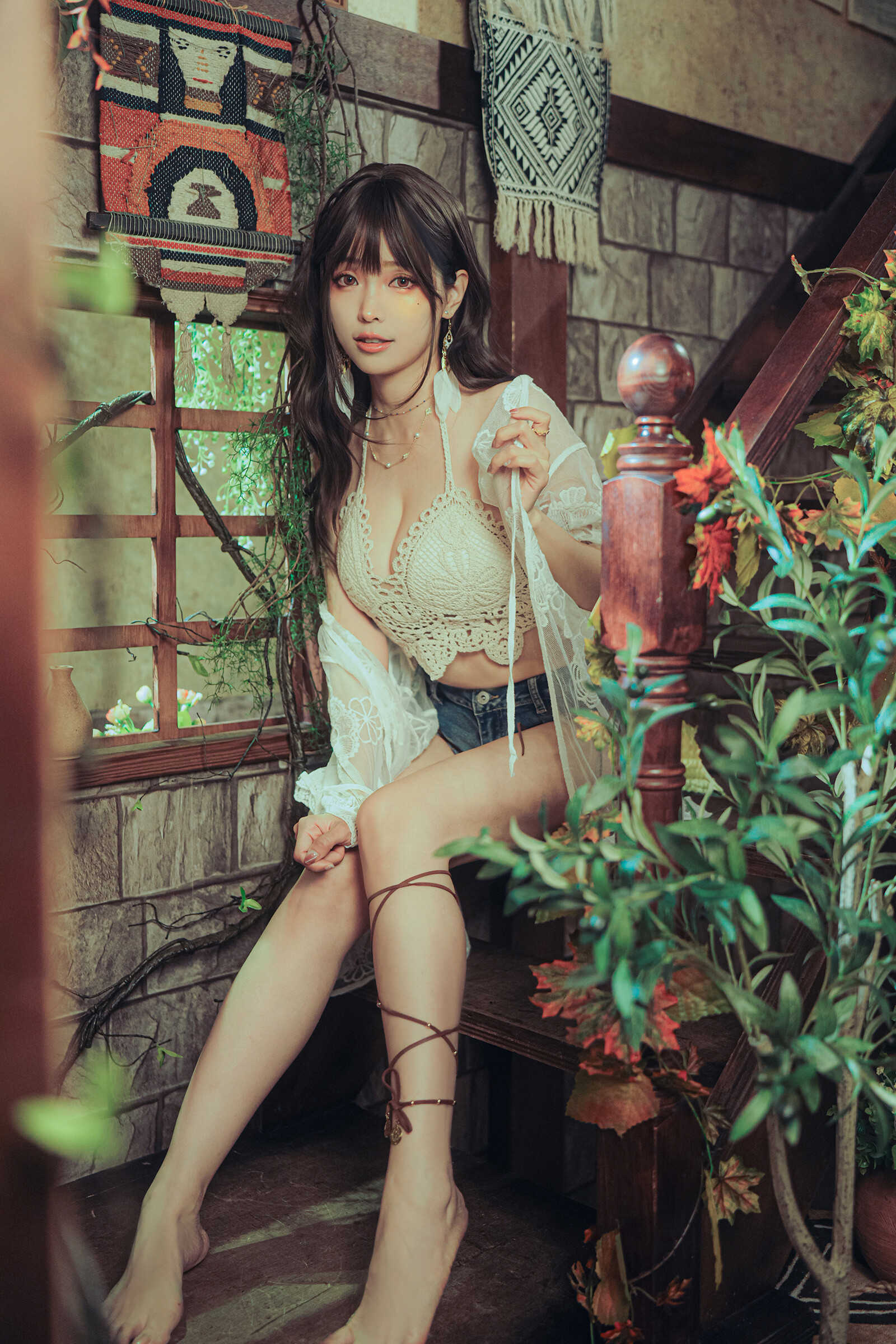 【新】ElyEE子 - Secret Treehouse Escape【31P+5V】【153MB百度云】