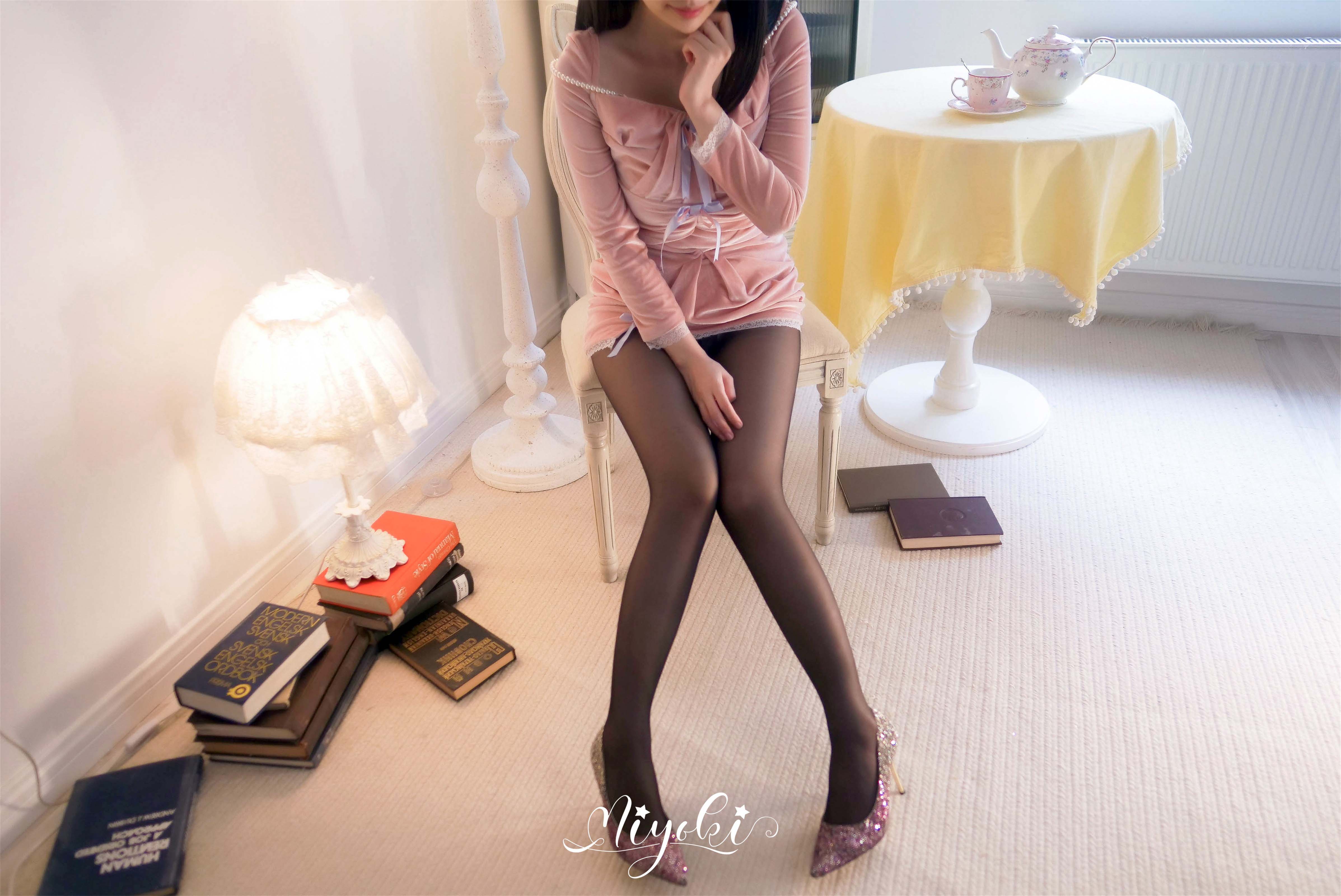 【新】铃木美咲-假日密会 上【8P+1V】【744MB百度云】