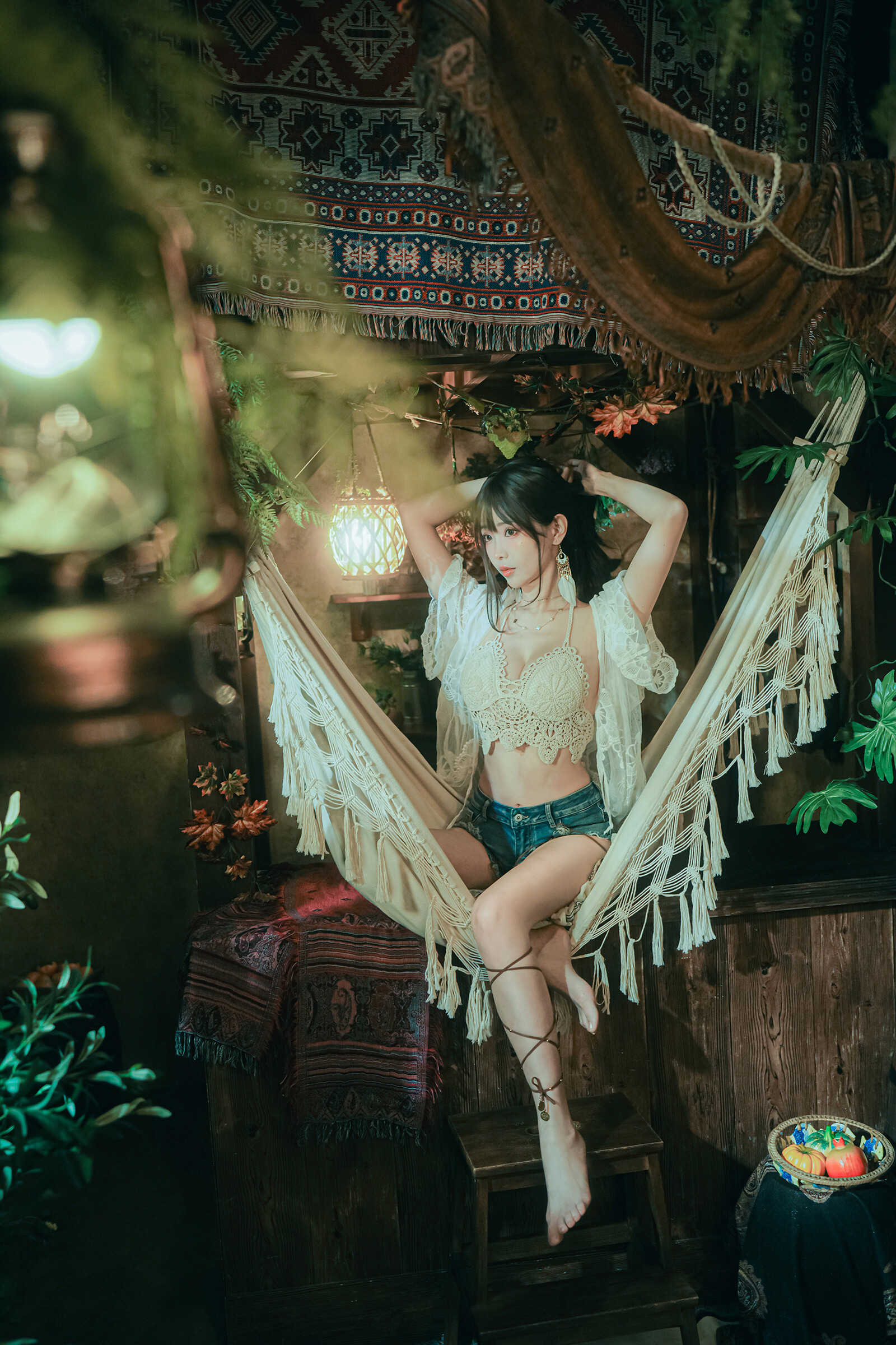 【新】ElyEE子 - Secret Treehouse Escape【31P+5V】【153MB百度云】