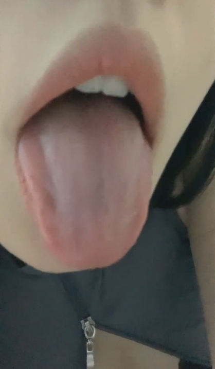 足控盯射-胆胆-阿黑颜，最近推特很多人在发这个视频，完整版 无水印，让你冲个爽4v700mb30min