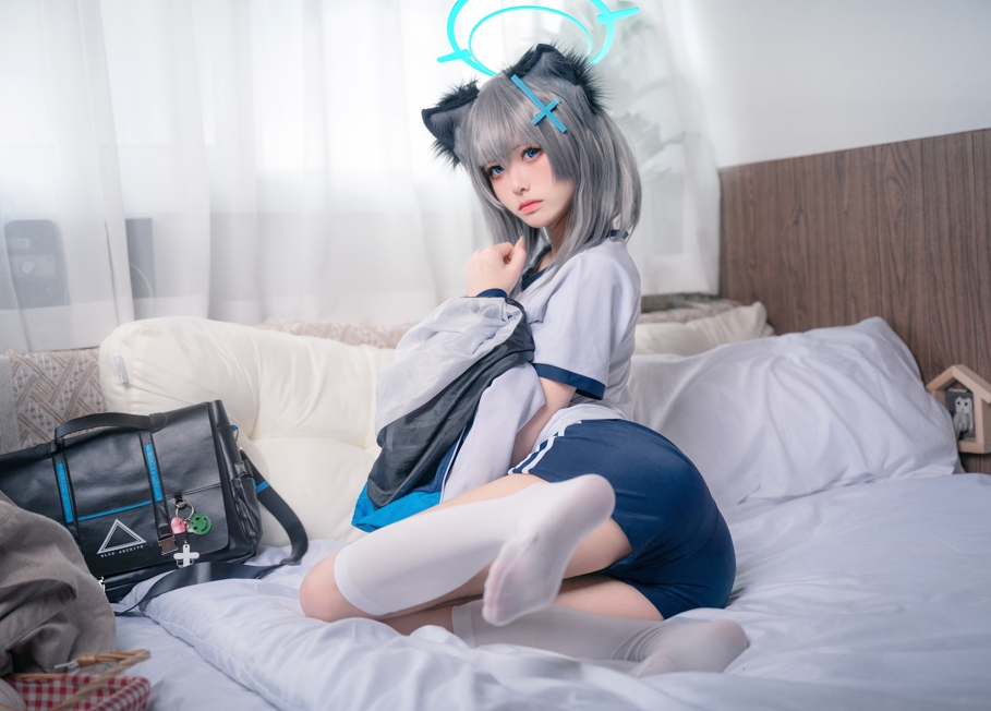 no.971 [九柒喵] - 体操服白子 【17P 68MB】