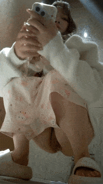 图片[11]-2025年KTV酒吧全景厕拍各种黑丝JK小姐姐一二弹[270V/60.9G]-PinkyKitty Girls